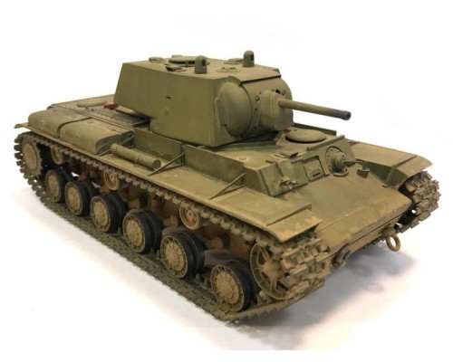 Сборная модель ZVEZDA Советский тяжелый танк образца 1940 г. с пушкой Л-11 КВ-1, 1/35 ZV-3624 в Москве Сборная модель ZVEZDA Советский тяжелый танк образца 1940 г. с пушкой Л-11 КВ-1, 1/35 ZV-3624 в Москве