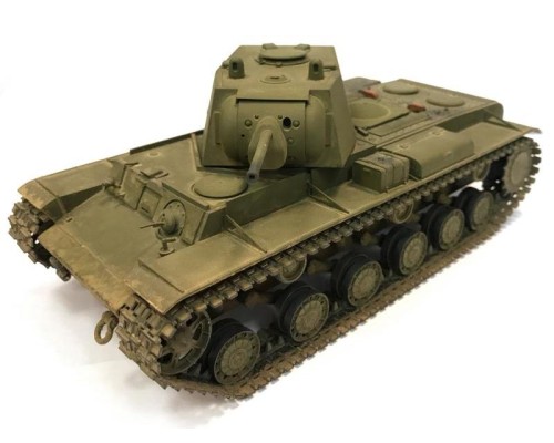 Сборная модель ZVEZDA Советский тяжелый танк образца 1940 г. с пушкой Л-11 КВ-1, 1/35 ZV-3624 в Москве Сборная модель ZVEZDA Советский тяжелый танк образца 1940 г. с пушкой Л-11 КВ-1, 1/35 ZV-3624 в Москве