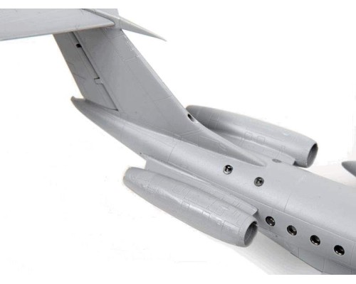 Сборная модель ZVEZDA Пассажирский авиалайнер Ту-134А/Б-3, 1/144 ZV-7007 в Москве