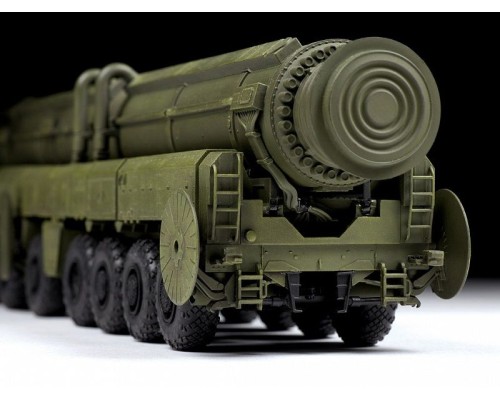 Сборная модель ZVEZDA Российский РКСН "Тополь", 1/72 ZV-5003 в Москве Сборная модель ZVEZDA Российский РКСН "Тополь", 1/72 ZV-5003 в Москве