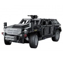 Радиоуправляемый конструктор CaDA бронированный внедорожник Fierce Warrior SUV 1/12 (561 деталь)