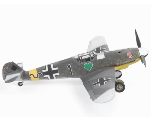 Сборная модель ZVEZDA Немецкий истребитель "Мессершмитт" Bf-109F4, 1/48 ZV-4806 в Москве