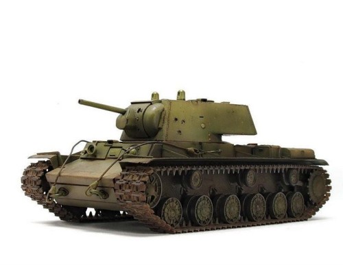 Сборная модель ZVEZDA Советский тяжелый танк КВ-1, 1/35 ZV-3539 в Москве