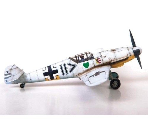 Сборная модель ZVEZDA Великие противостояния "Мессершмит Bf-109 против Як-3" (сборка без клея),1/72 ZV-5201 в Москве