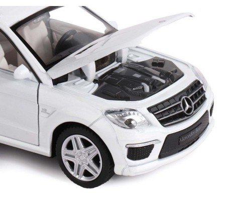 Машина "АВТОПАНОРАМА" Mercedes-Benz ML63 AMG, белый, 1/32, свет, звук, инерция, в/к 17,5*13,5*9 см JB1251036 в Москве