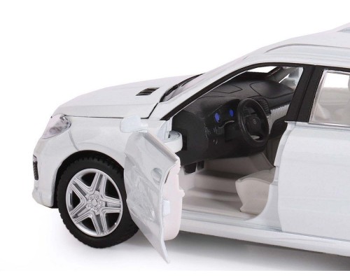 Машина "АВТОПАНОРАМА" Mercedes-Benz ML63 AMG, белый, 1/32, свет, звук, инерция, в/к 17,5*13,5*9 см JB1251036 в Москве