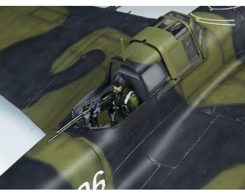Сборная модель ZVEZDA Советский двухместный штурмовик Ил-2 (обр. 1943), 1/48 ZV-4826 в Москве