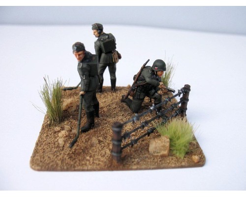 Сборные солдатики ZVEZDA Немецкие штурмпионеры, 1/72 ZV-6110 в Москве Сборные солдатики ZVEZDA Немецкие штурмпионеры, 1/72 ZV-6110 в Москве