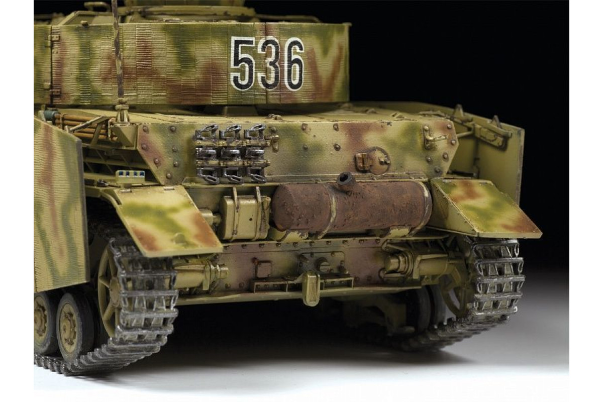 Немецкие танки 1 35. Звезда t-IV H", 3620. Сборная модель zvezda немецкий средний танк t-IV (H) (3620) 1:35. Звезда 3620 PZKPFW IV Ausf. H 1/35. Модель 1/35 Panzer IV Ausf. H.