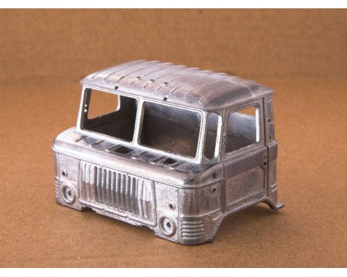 Сборная модель AVD Передвижной стоматологический кабинет КСП-2001, 1/43 1382AVD в Москве